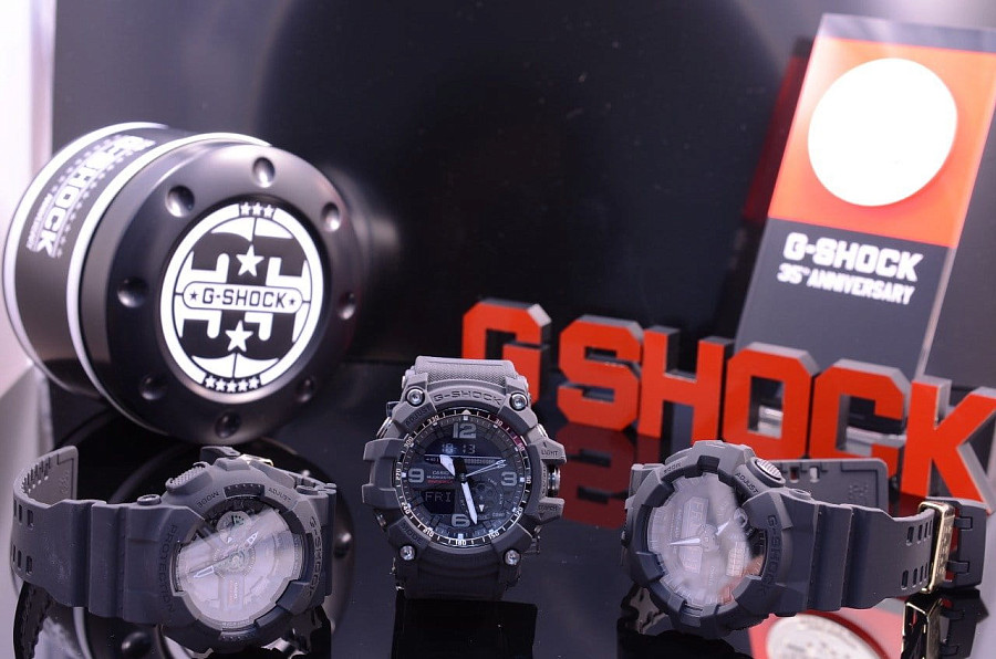 Часы Casio G-Shock GG-1035A-1A — электронные, пластик