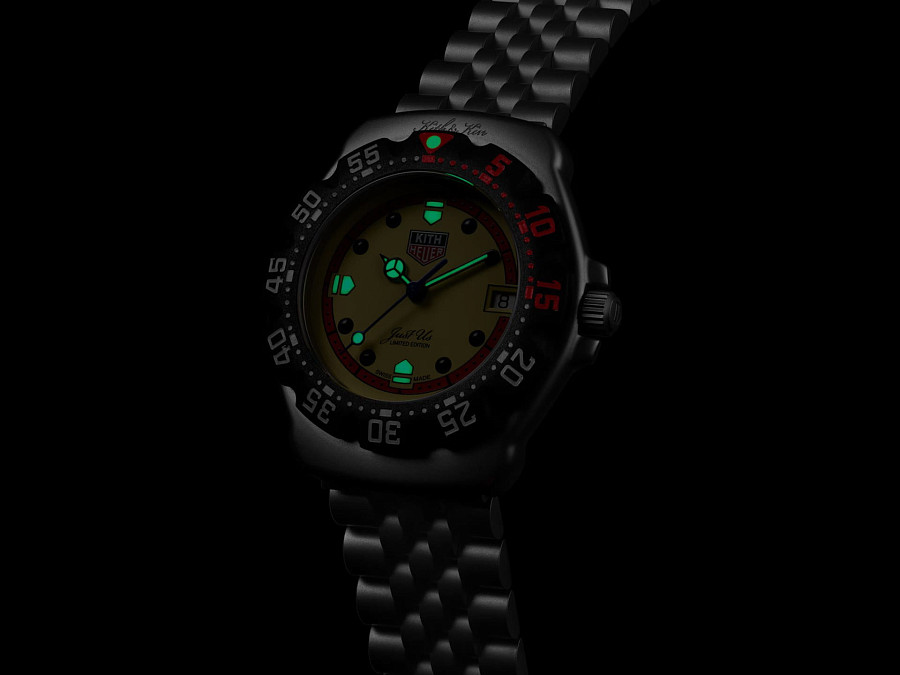 Часы TAG Heuer Formula 1 I Kith WA121F.BA0023 — артикул WA121F.BA0023