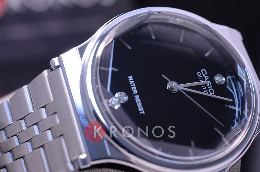 Часы Casio MQ-1000ED-1A2EF — сталь, Япония