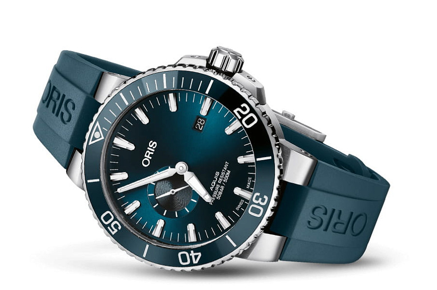 Часы Oris Aquis Small Second, Date 01 743 7733 4155-07 4 24 69EB — механические, сталь металл