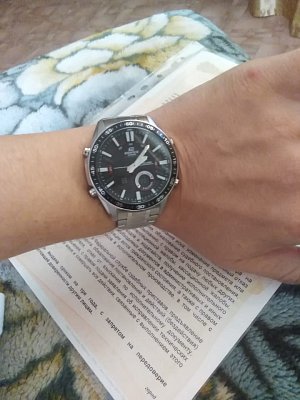Фото покупателя: Японские наручные часы Casio Edifice EFV-C100D-1AVDF (EFV-C100D-1A) с хронографом