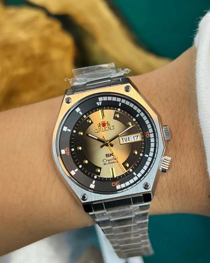 Часы Orient Revival RA-AA0B01G (RN-AA0B01G) — золотой, механические