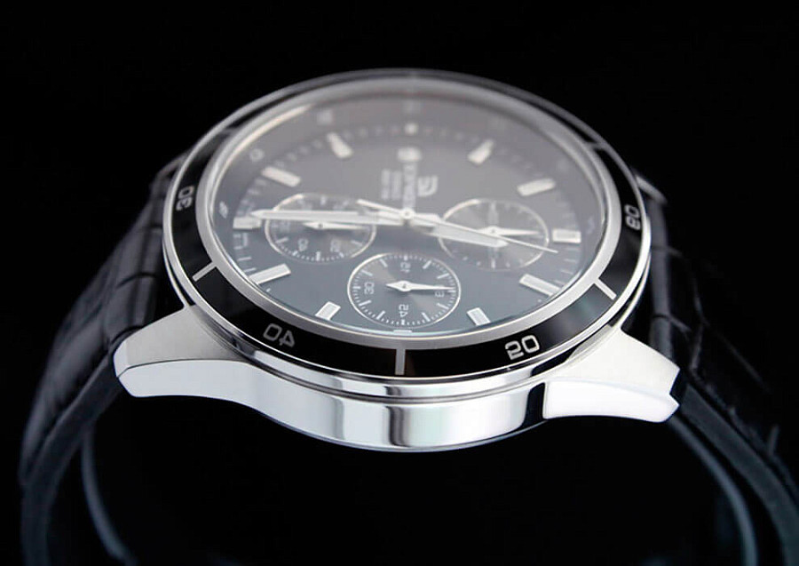 Часы Casio Edifice EFR-526L-1AVUDF (EFR-526L-1A) — мужские, кожаный