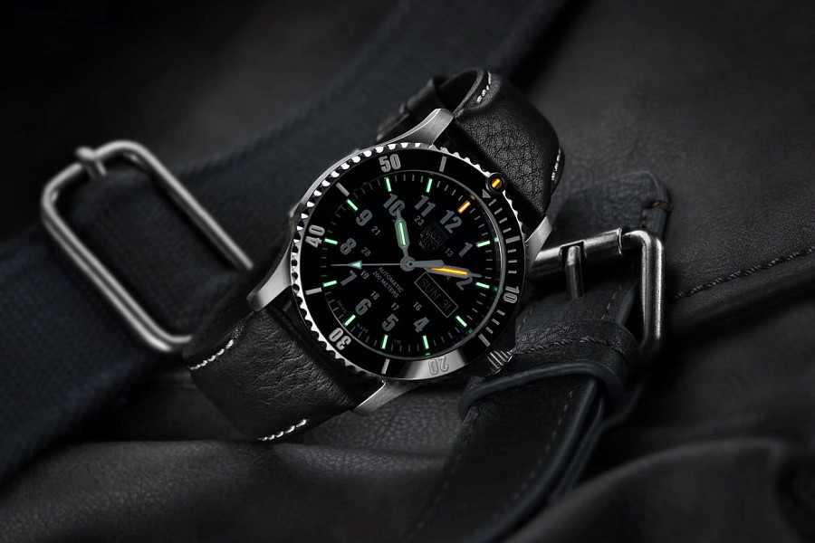 Часы Luminox Automatic Sport Timer XS.0921 — мужские, кожаный