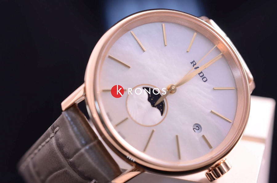 Часы Rado Coupole Classic R22885945 — кожаный, женские
