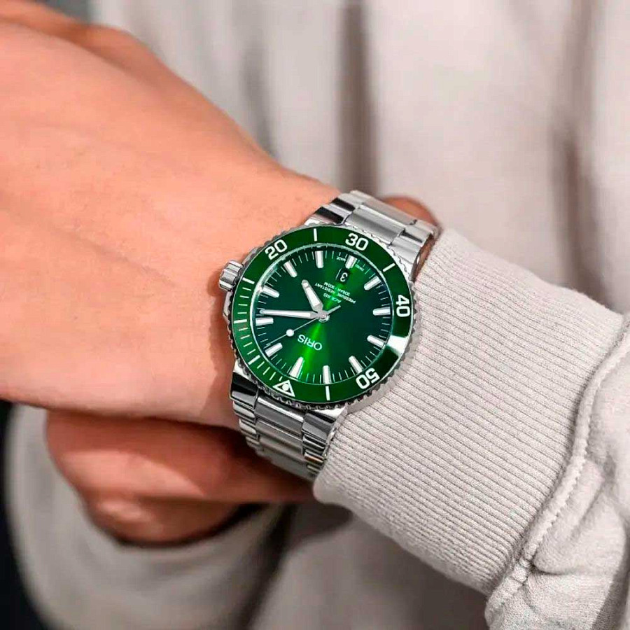Часы Oris Aquis 01 733 7730 4157-07 8 24 05PEB — артикул 01 733 7730 4157-07 8 24 05PEB