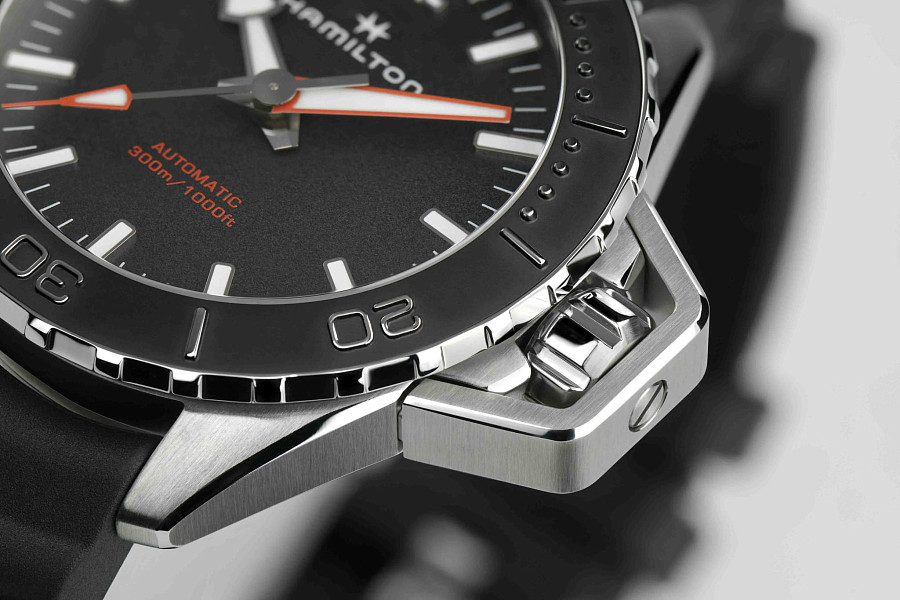 Часы Hamilton Khaki Navy Frogman Auto H77825330 — каучук, мужские