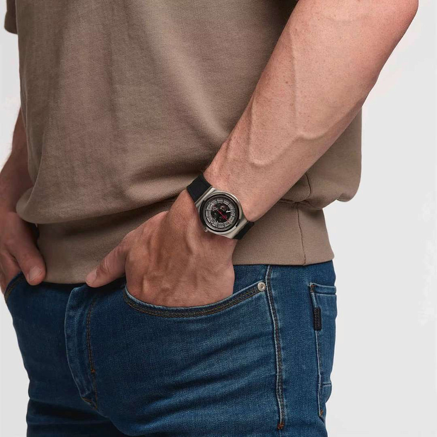 Часы Swatch Irony Sistem51 YIS431 — резина, мужские
