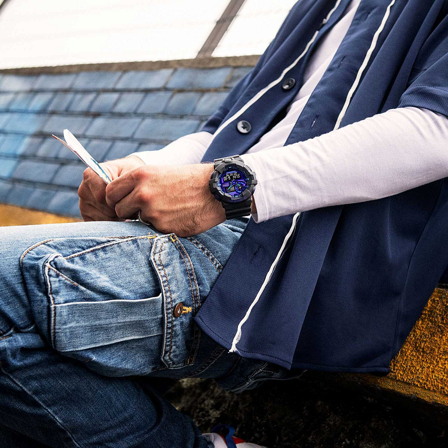 Часы Casio G-Shock GA-700VB-1A — электронные, пластик