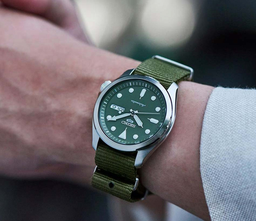 Часы Seiko 5 Sports SRPE65K1 — зеленый, механические