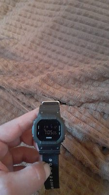 Фото покупателя: Японские наручные часы Casio G-Shock DW-5600BBN-1DR (DW-5600BBN-1E) с хронографом