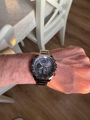 Фото покупателя: Японские наручные часы Casio Edifice ECB-900MDC-1ADR (ECB-900MDC-1A) с хронографом