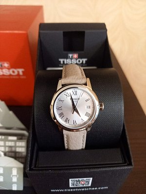 Фото покупателя: Швейцарские наручные часы Tissot Classic Dream Lady T129.210.16.033.00