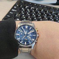 Фото покупателя: Японские часы Casio Edifice EQB-1200D-2AER