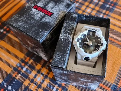 Фото покупателя: Японские наручные часы Casio G-Shock GA-700-7ADR (GA-700-7A) с хронографом