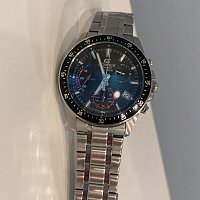 Фото покупателя: Японские часы Casio Edifice EFV-540D-1AVUDF (EFV-540D-1A)