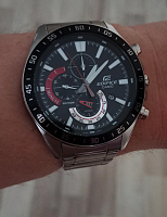 Фото покупателя: Японские часы Casio Edifice EFV-620D-1A4VUDF (EFV-620D-1A4)